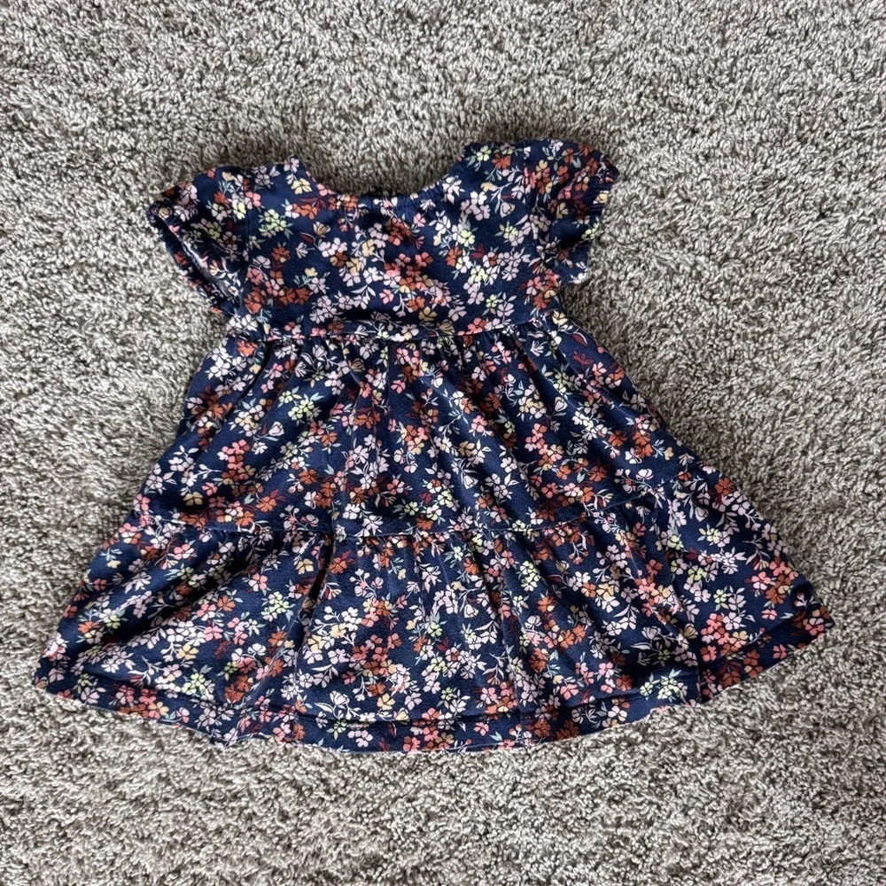 Carter’s Navy Floral Dress Short sleeve fall floral dress – Size 12 Months